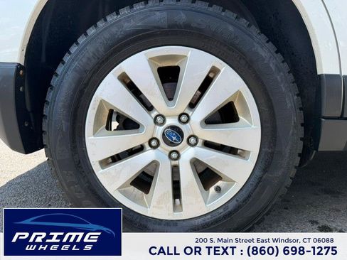 Used 2017 Subaru Outback 2.5i Premium AWD/4WD image 25