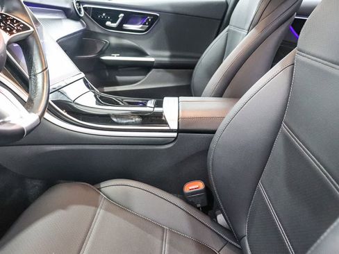 Used 2023 Mercedes-Benz C 300 Sedan image 18