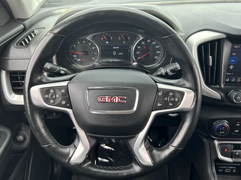 Used 2024 GMC Terrain SLT AWD/4WD image 22