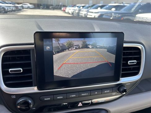 New 2025 Hyundai Venue SEL image 7