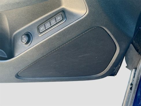 Used 2022 Chevrolet Equinox Premier image 18