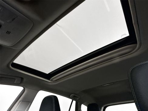 Used 2017 Toyota RAV4 XLE image 6