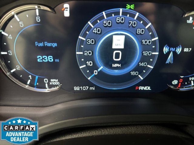 Used 2018 Cadillac Escalade Luxury AWD/4WD image 2