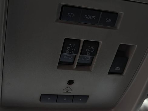 Used 2016 Chevrolet Silverado 1500 LTZ Z71 w/ Midnight Edition image 28