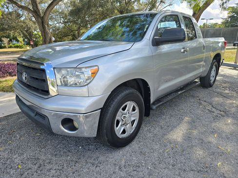 Used 2011 Toyota Tundra 2WD Double Cab image 1