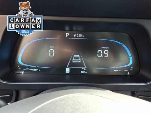 Certified 2025 Hyundai Elantra Sport w/ Cargo Package image 20