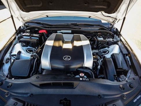 Certified 2025 Lexus IS 350 F Sport image 32