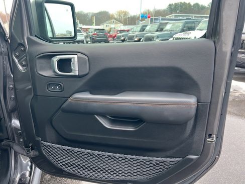 Certified 2021 Jeep Gladiator Mojave image 10