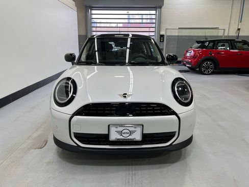 Certified 2025 MINI Cooper 2-Door Hardtop image 8