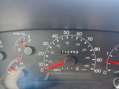 Used 2000 Ford F350 XLT image 15