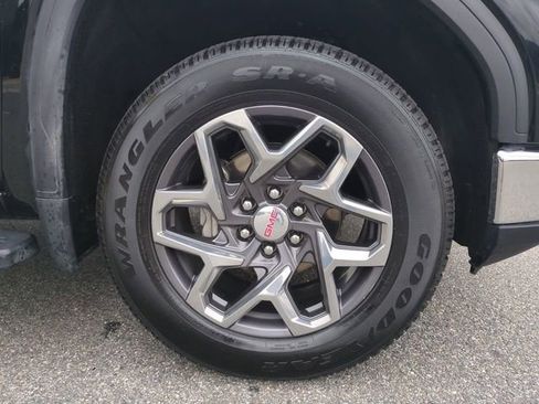 Used 2023 GMC Sierra 1500 SLE AWD/4WD image 11