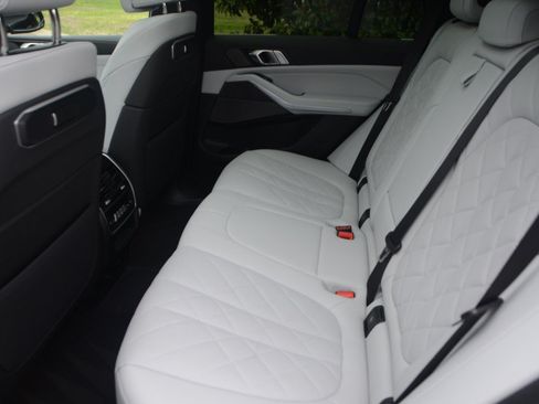 Used 2026 BMW X5 xDrive40i w/ Climate Comfort Package AWD/4WD image 16