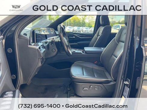 Certified 2024 Cadillac Escalade ESV Premium Luxury w/ LPO, Floor Liner Package AWD/4WD image 16