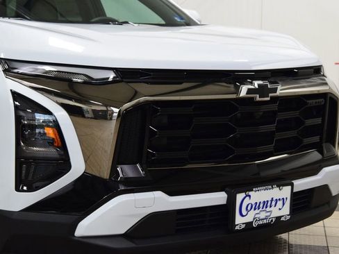 New 2026 Chevrolet Equinox ACTIV AWD/4WD image 13