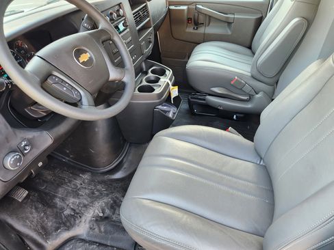 New 2025 Chevrolet Express 3500 w/ Power Convenience Package image 4