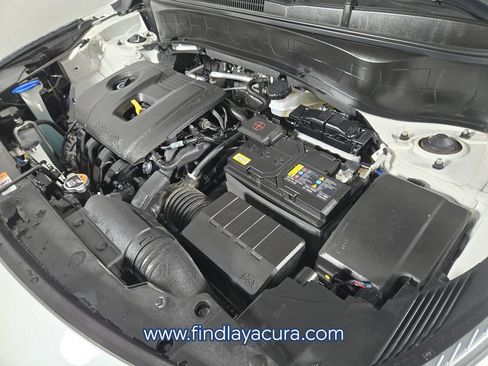 Used 2023 Kia Seltos EX image 19