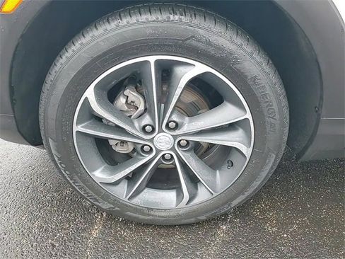 Used 2022 Buick Encore GX Select image 9