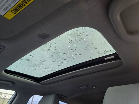 Used 2014 Hyundai Accent SE w/ Option Group 3 image 29