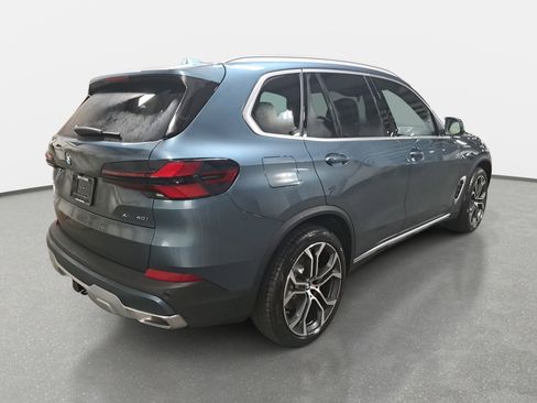 New 2026 BMW X5 xDrive40i w/ Climate Comfort Package image 5
