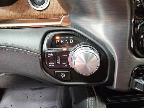 Used 2022 RAM 1500 Limited w/ Body Color Bumper Group image 22