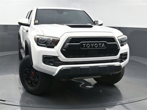 Used 2019 Toyota Tacoma TRD Pro image 1
