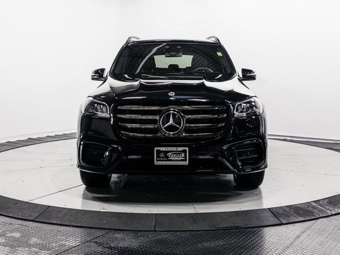 Used 2026 Mercedes-Benz GLS 450 GLS 450 image 2