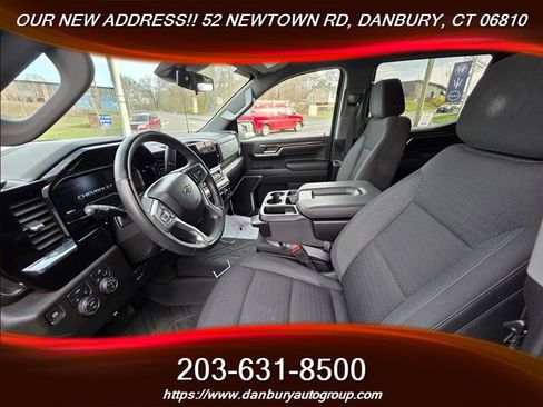 Used 2024 Chevrolet Silverado 1500 RST image 8