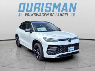 New 2026 Volkswagen Tiguan SE R-Line video 1