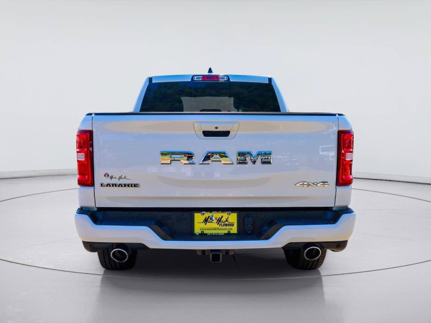 Used 2025 RAM 1500 Laramie w/ Laramie Southwest Edition AWD/4WD image 7