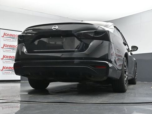 Used 2020 Nissan Altima 2.5 S FWD image 23