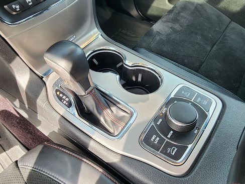 Used 2017 Jeep Grand Cherokee Trailhawk w/ Trailhawk Luxury Group image 40