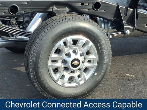 New 2026 Chevrolet Silverado 2500 W/T image 25