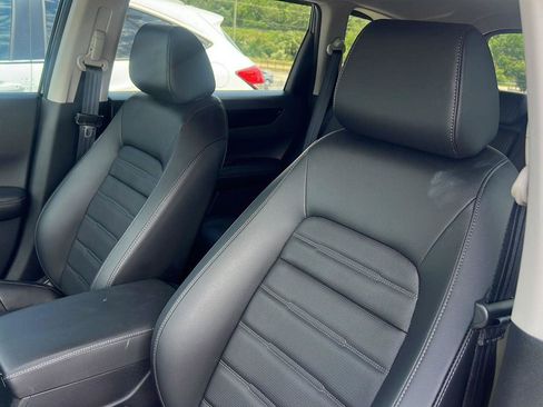 Used 2025 Honda CR-V EX-L image 9