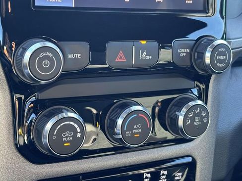 New 2026 RAM 1500 Express image 24