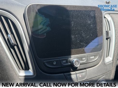 Used 2022 Chevrolet Malibu LT FWD image 10