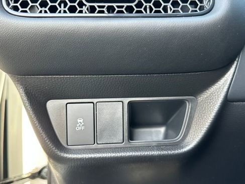 New 2026 Honda HR-V LX image 12