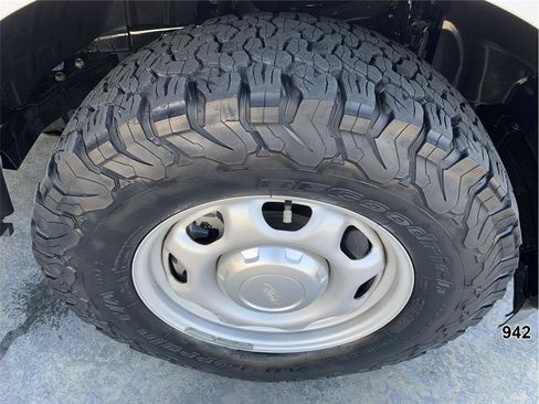 Used 2022 Ford F150 XL w/ Equipment Group 101A High RWD image 18