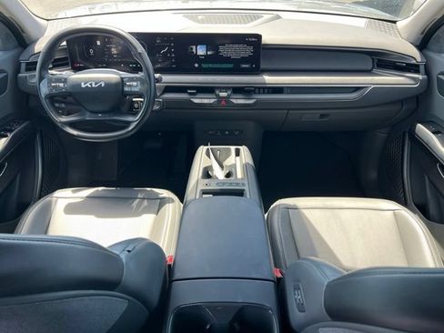 Certified 2024 Kia EV9 Light Long Range RWD image 14
