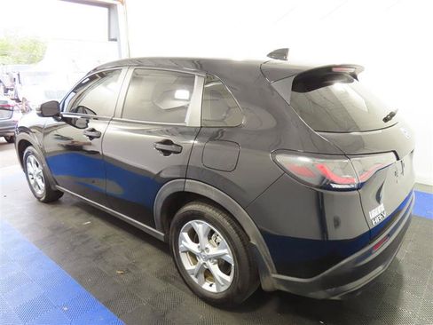 Used 2025 Honda HR-V LX image 10