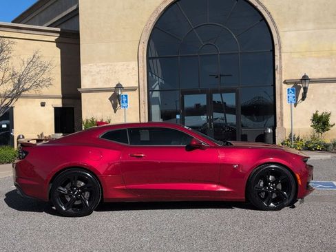 Used 2019 Chevrolet Camaro SS image 4