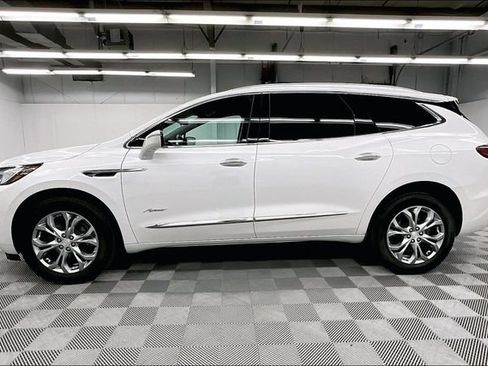 Used 2021 Buick Enclave Avenir w/ Avenir Technology Package FWD image 13