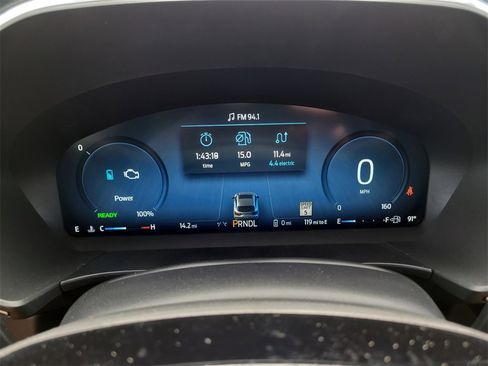 New 2025 Ford Escape SE w/ PHEV Premium Package image 31