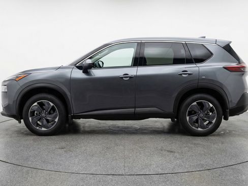 Used 2025 Nissan Rogue SV FWD image 5