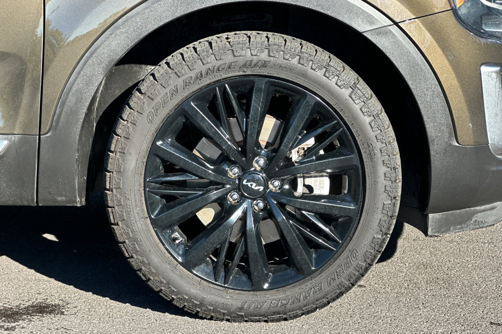 Used 2022 Kia Telluride SX w/ Towing Package FWD image 27