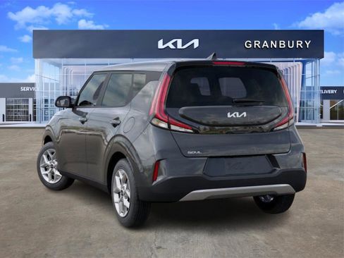 New 2025 Kia Soul LX image 5