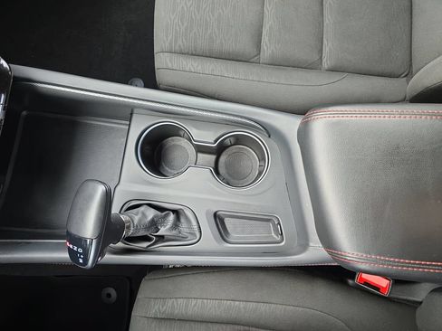 Used 2025 Dodge Durango GT RWD image 26