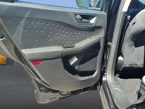 Used 2020 Ford Escape S AWD/4WD image 11