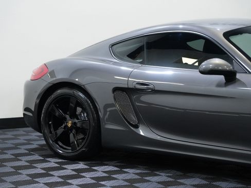 Used 2016 Porsche Cayman RWD image 13