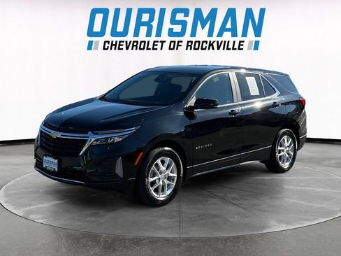 Used 2023 Chevrolet Equinox LT FWD image 2