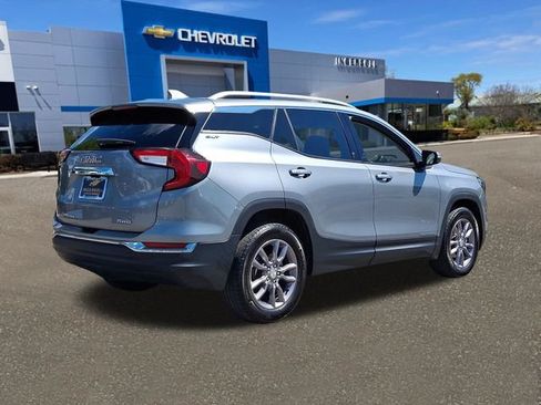 Used 2023 GMC Terrain SLT AWD/4WD image 26